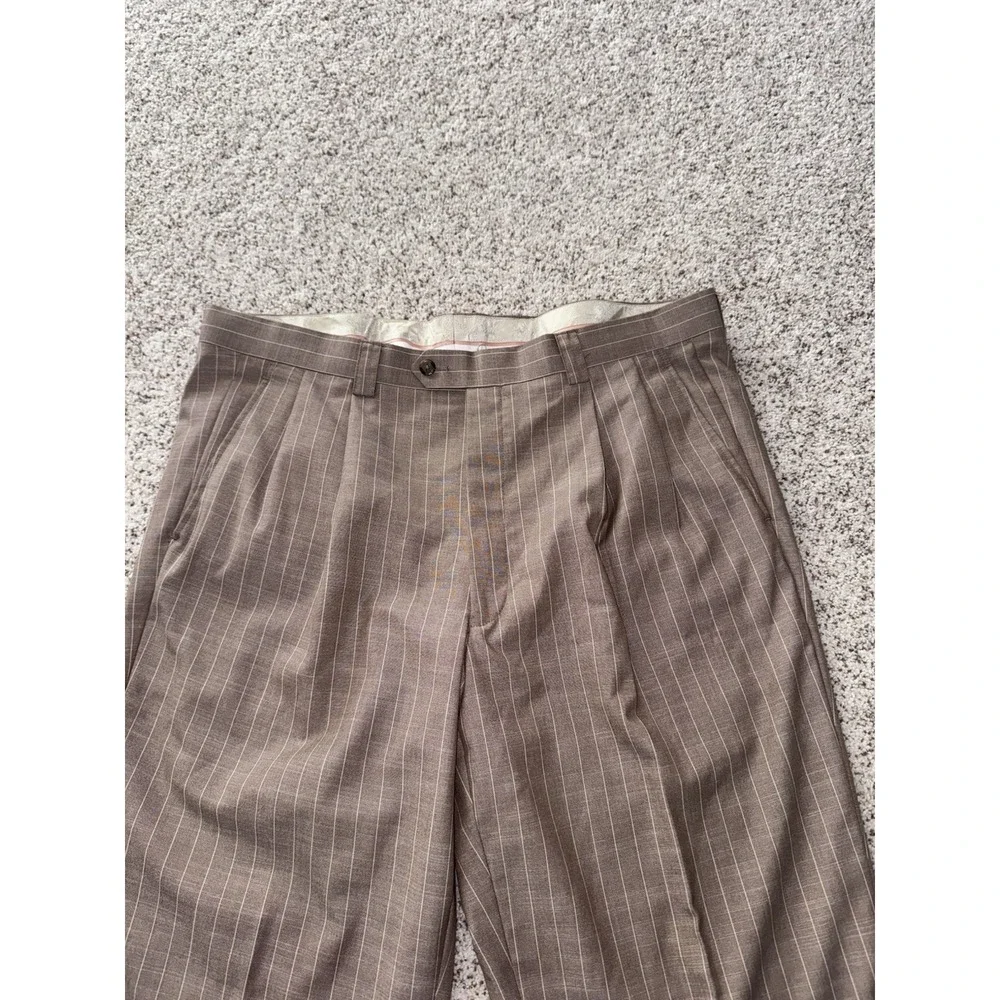 STEVE HARVEY CELEBRITY EDITION TAN/BROWN PINSTRIPE 2PC SUIT SIZE 44L/38L